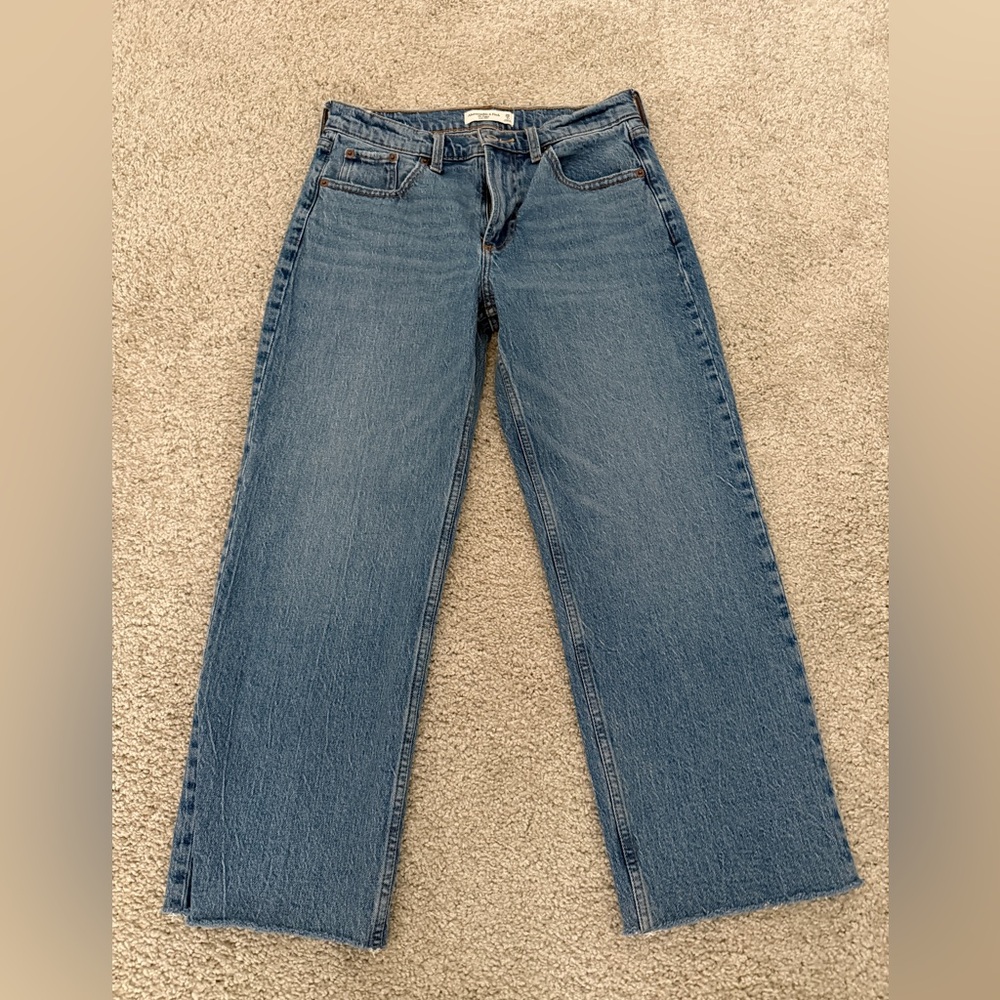 Abercrombie & Fitch Women's The Low Rise Baggy Jean 26/2 short